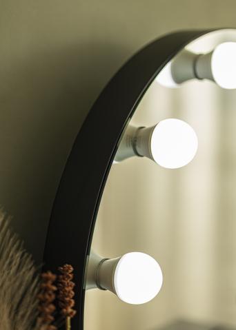 Specchio quadrato montato a soffitto con cornice in metallo nero Specchi da  toeletta da parete HD Specchio da bagno galleggiante per la casa o l'hotel  Decorativo a tema moderno, cassettiere per letto 