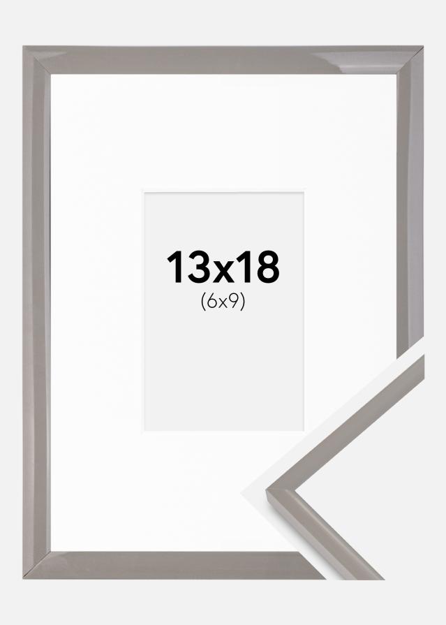 Cornice New Lifestyle grigio terra 13x18 cm - passe-partout Bianco 7x10 cm