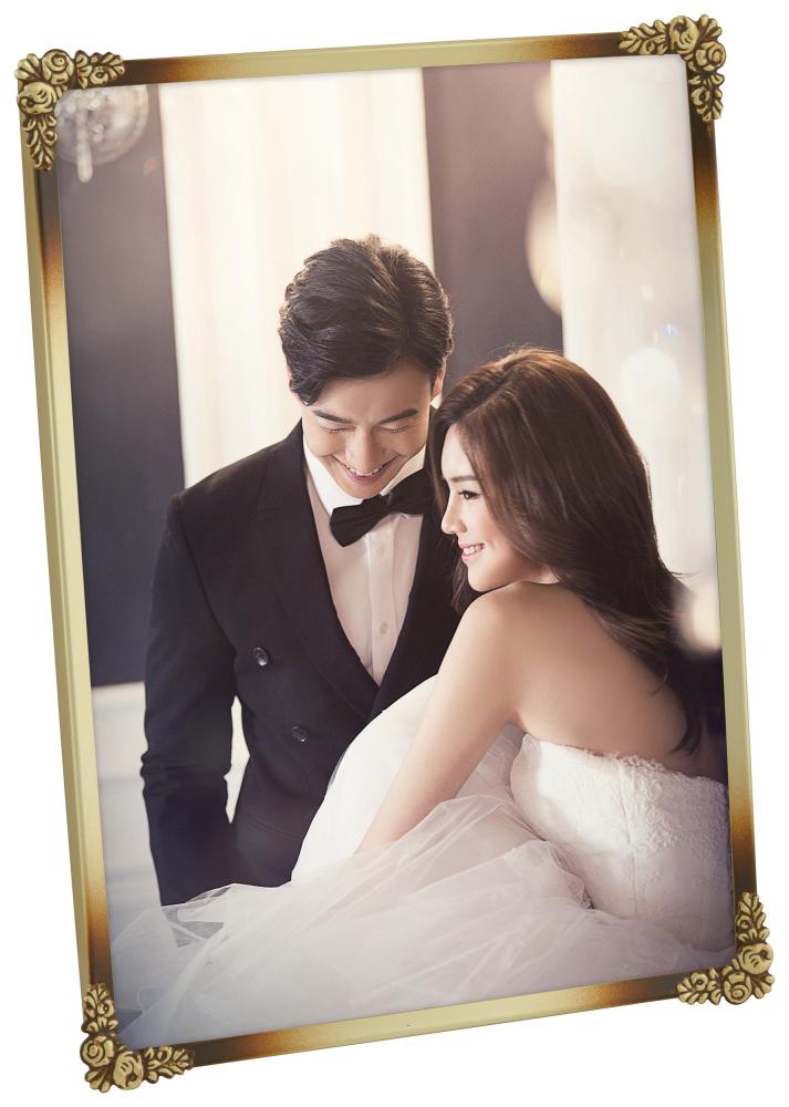 Cornice Rosen Metallo Oro 15x20 cm