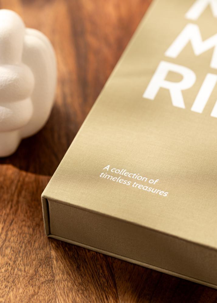 KAILA MEMORIES Vanilla - Coffee Table Photo Album (60 Pagine nere)