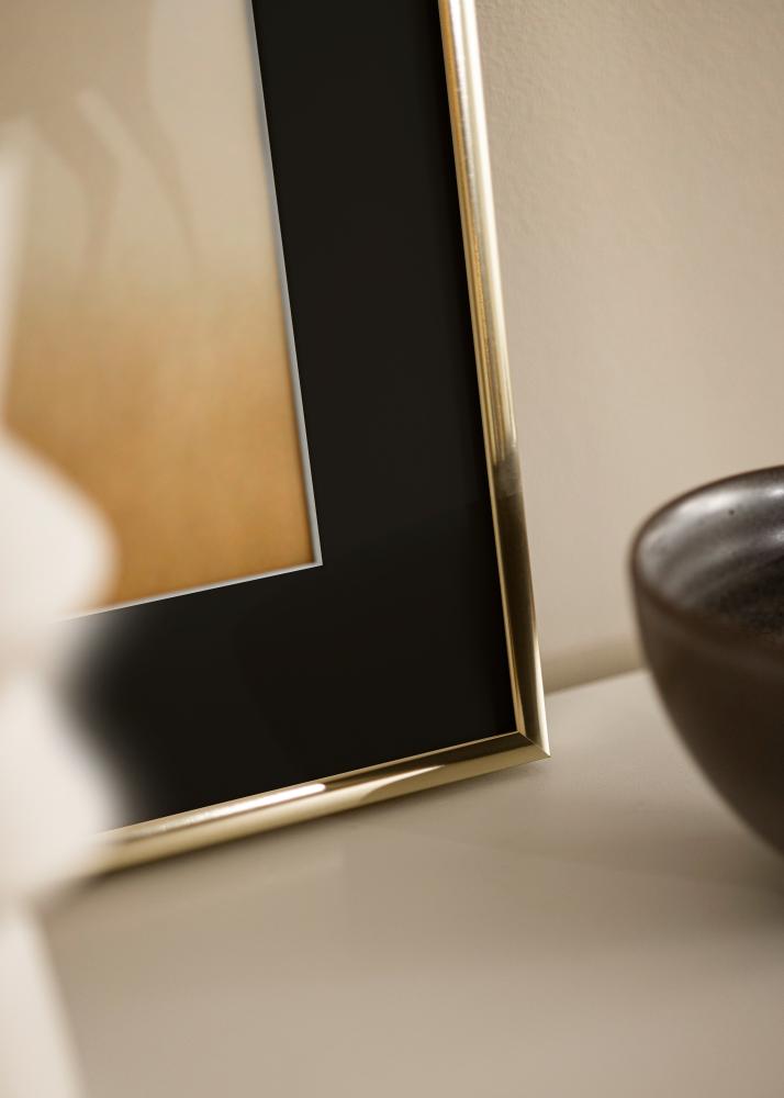 Cornice Alluminio Finitura brillante Oro 70x100 cm - Passe-partout Nero 62x85 cm