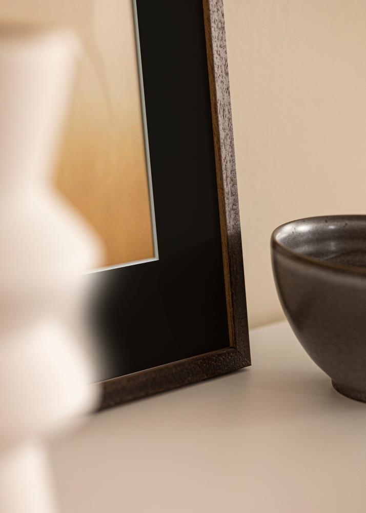 Cornice Edsbyn Noce 35x50 cm - Passe-partout Nero 24x30 cm