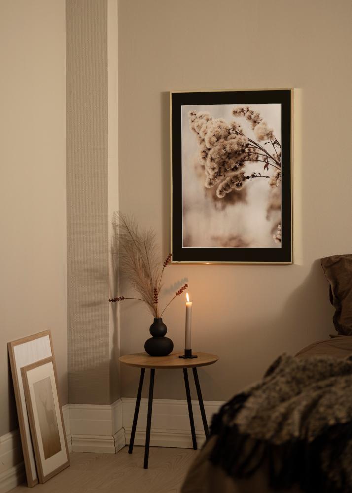 Cornice Alluminio Finitura brillante Oro 70x100 cm - Passe-partout Nero 62x85 cm