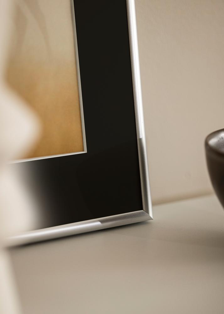 Cornice Victoria Argento 50x70 cm - Passe-partout Nero 33x56 cm