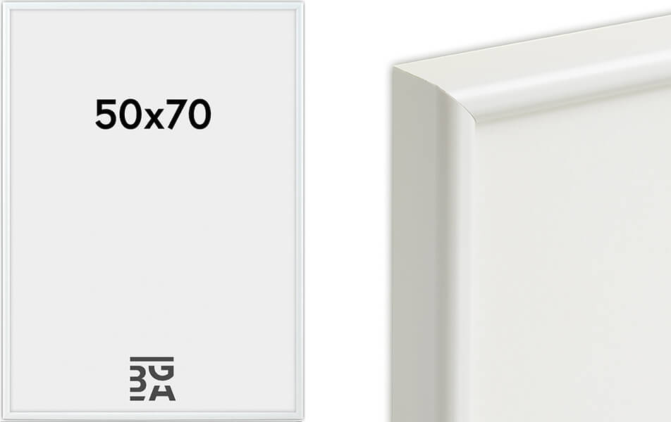 Immagine di una cornice bianca elegante